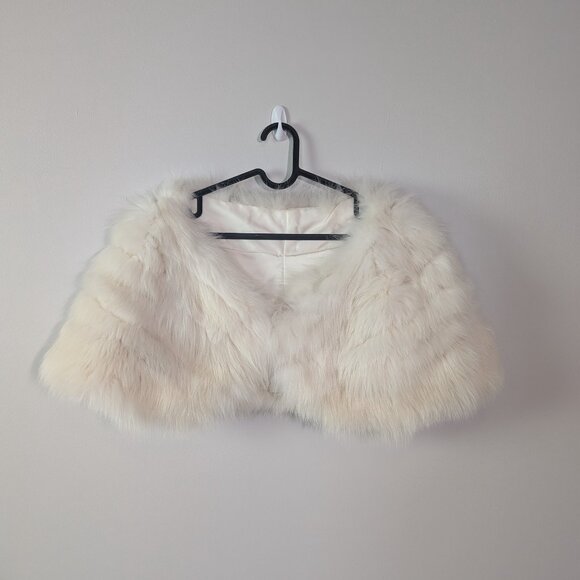 Davie & Chiyo Real Fur Wedding Shawl *Will post photos soon* - Picture 1 of 3